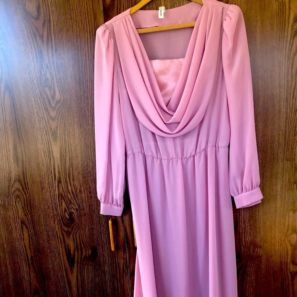 Purchased in a bridal store no brand Sz 14 very pretty in Dusty Rose